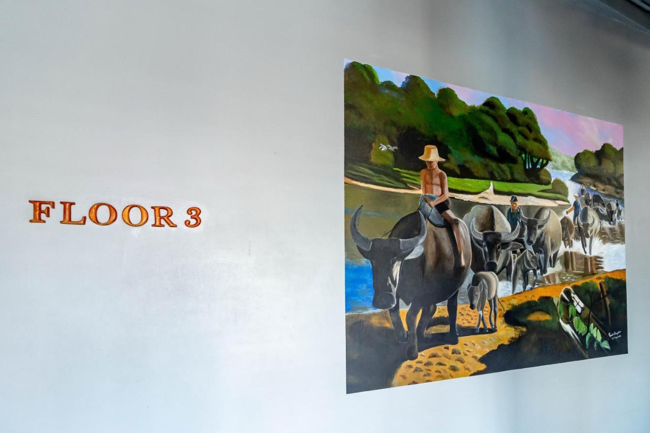 Thonglor Travellers Hostel And Cafe Bangkok Eksteriør billede
